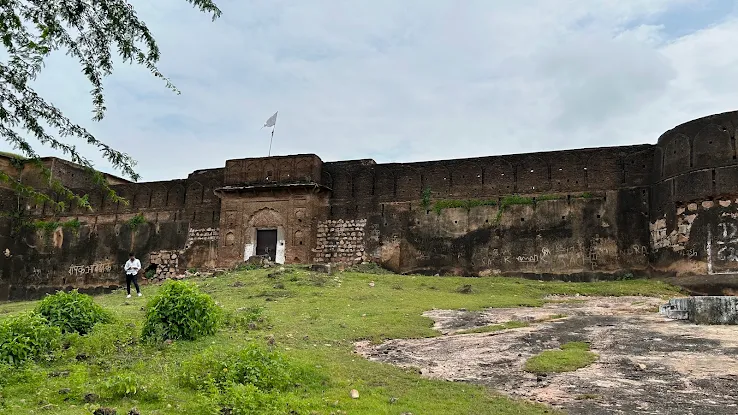 Ride to Ram Sagar, Badoni Fort