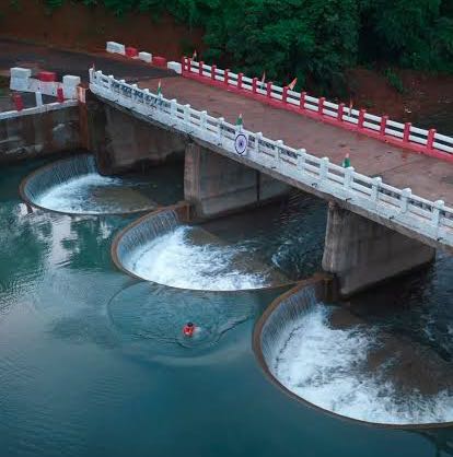 Ek famous bridge ride